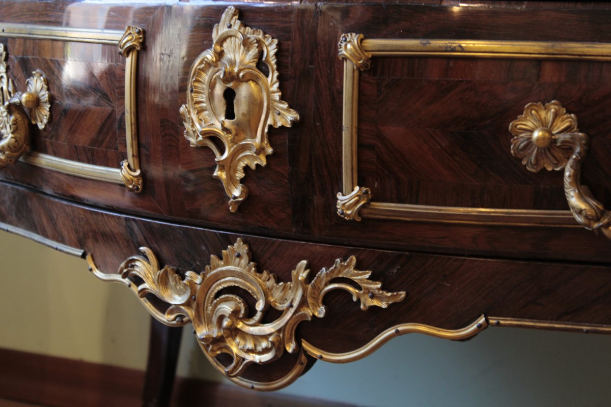 An Antique Louis XV Chest Of Drawers-photo-3