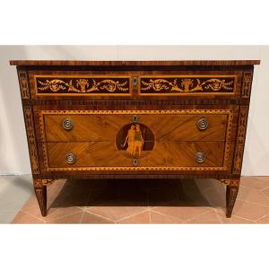 Commode marquetée 