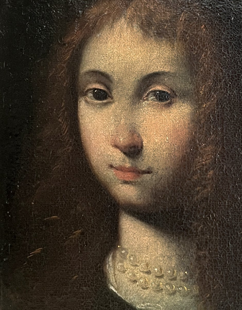 École lombarde, fin du XVIIe siècle, Portrait d'une petite fille avec un collier de perles-photo-5