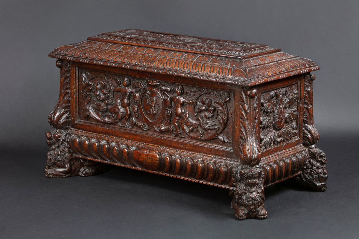 Richly Carved Nuptial Chest, Tuscan Manufacture, 16th Century.-photo-2