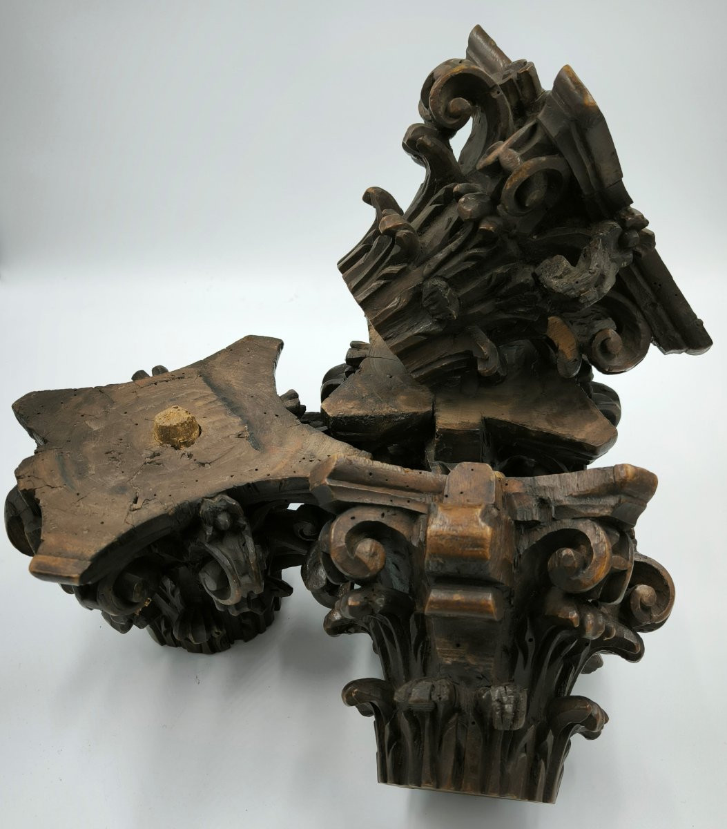 Four Walnut Carved Capitals, 18th Century-photo-4