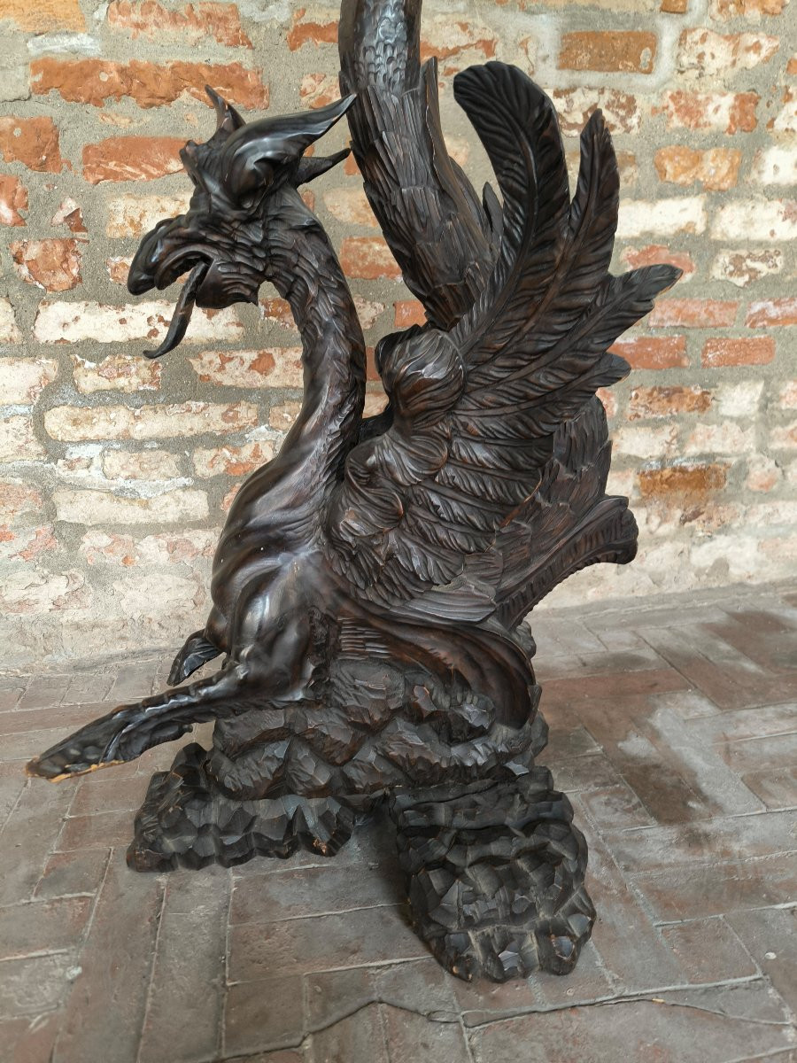 Sculpture sculptée en forme de dragon grotesque avec coquillage porte-objets. XIXe siècle.-photo-4