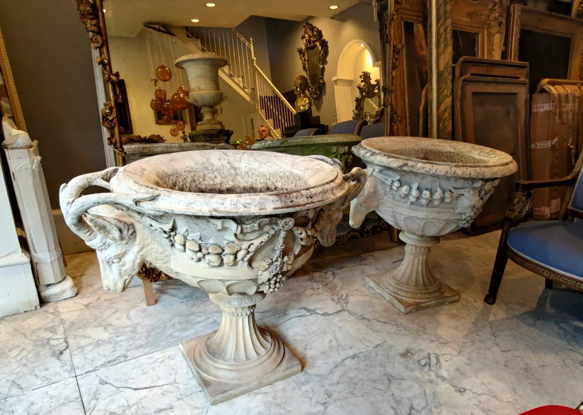 Pair Of Large Marble Basins Decorated With Deer Heads And Garlands.  18th Century
