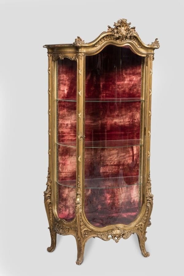 Showcase In Gilded Wood, Curved, With Leaves, Louis XVI, 20th Century.  Small Damages-photo-3