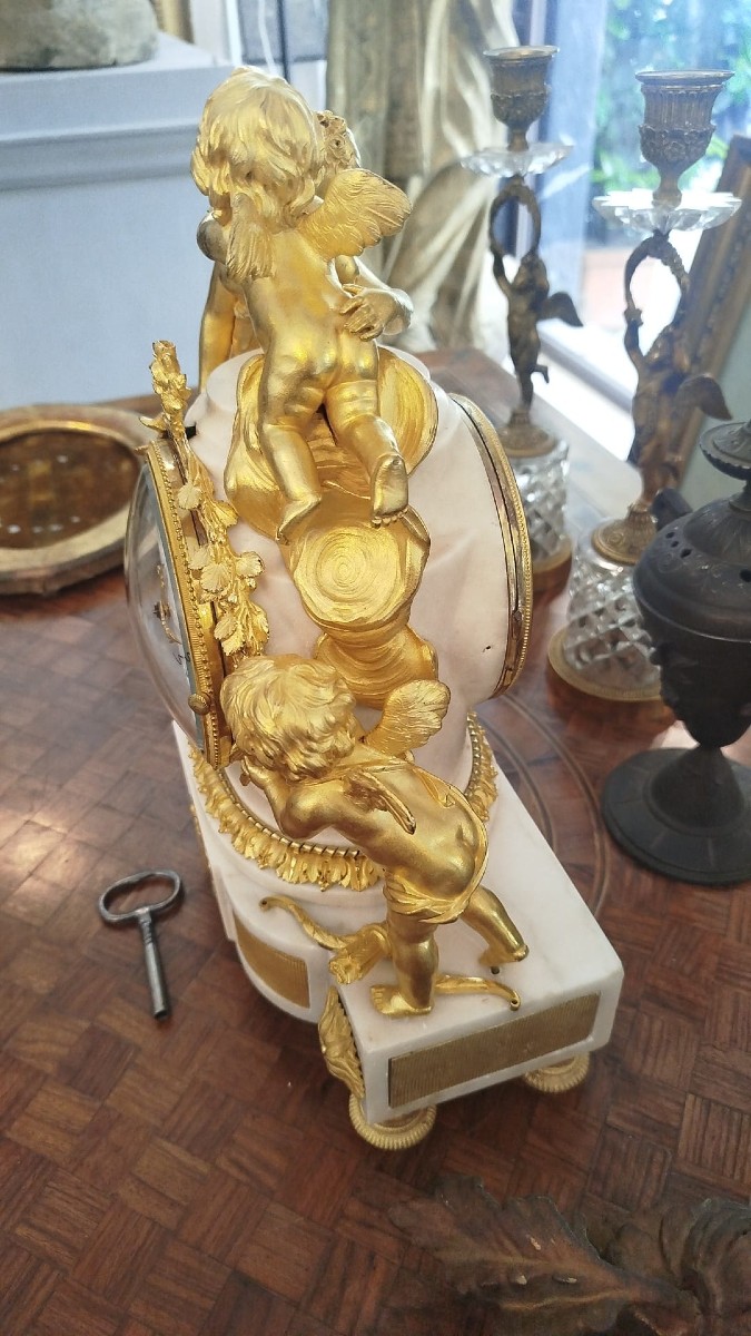 Clock In White Marble And Gilt Bronze-photo-3