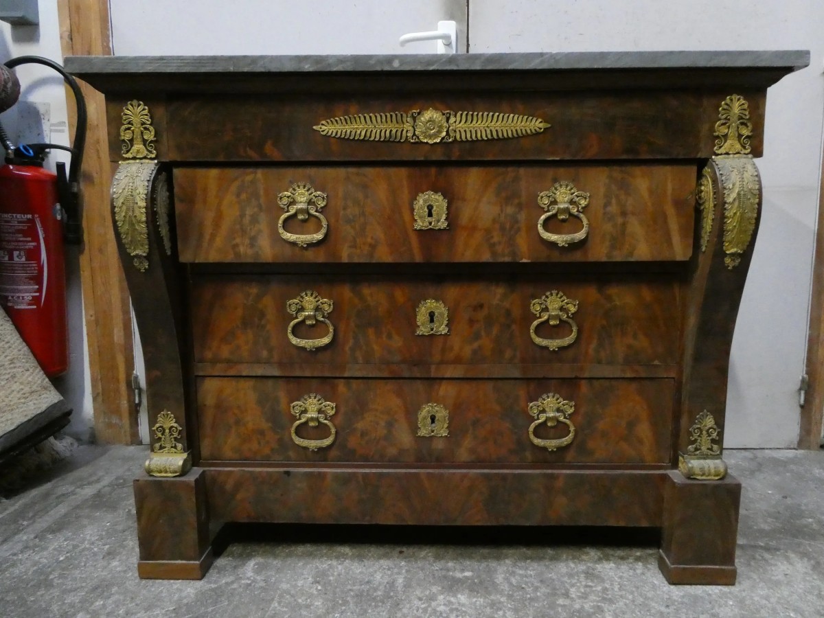 Mahogany Chest Of Drawers With Gilt Bronzes And Bleu Turquin Marble Top – Restoration Period