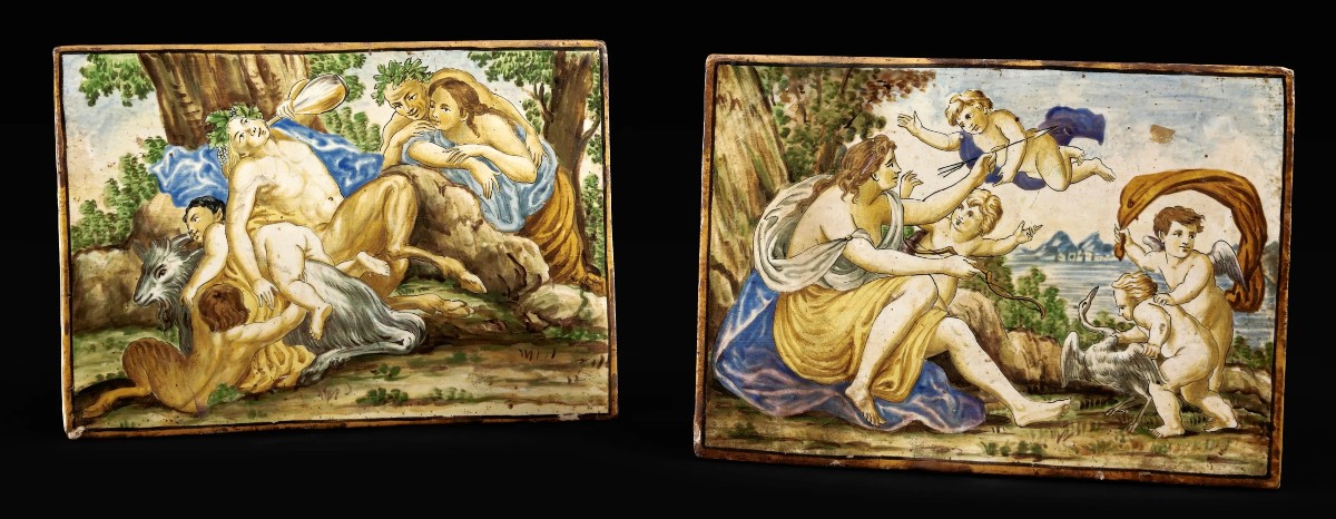 Paire de Carreaux en Majolique Polychrome – Castelli, XVIIe Siècle