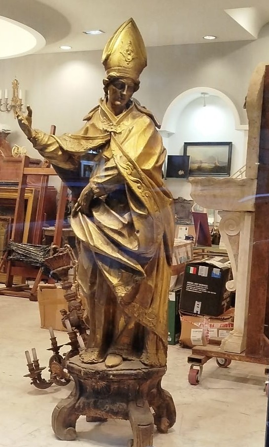 Sculpture représentant un Évêque en bois doré – XVIIe siècle