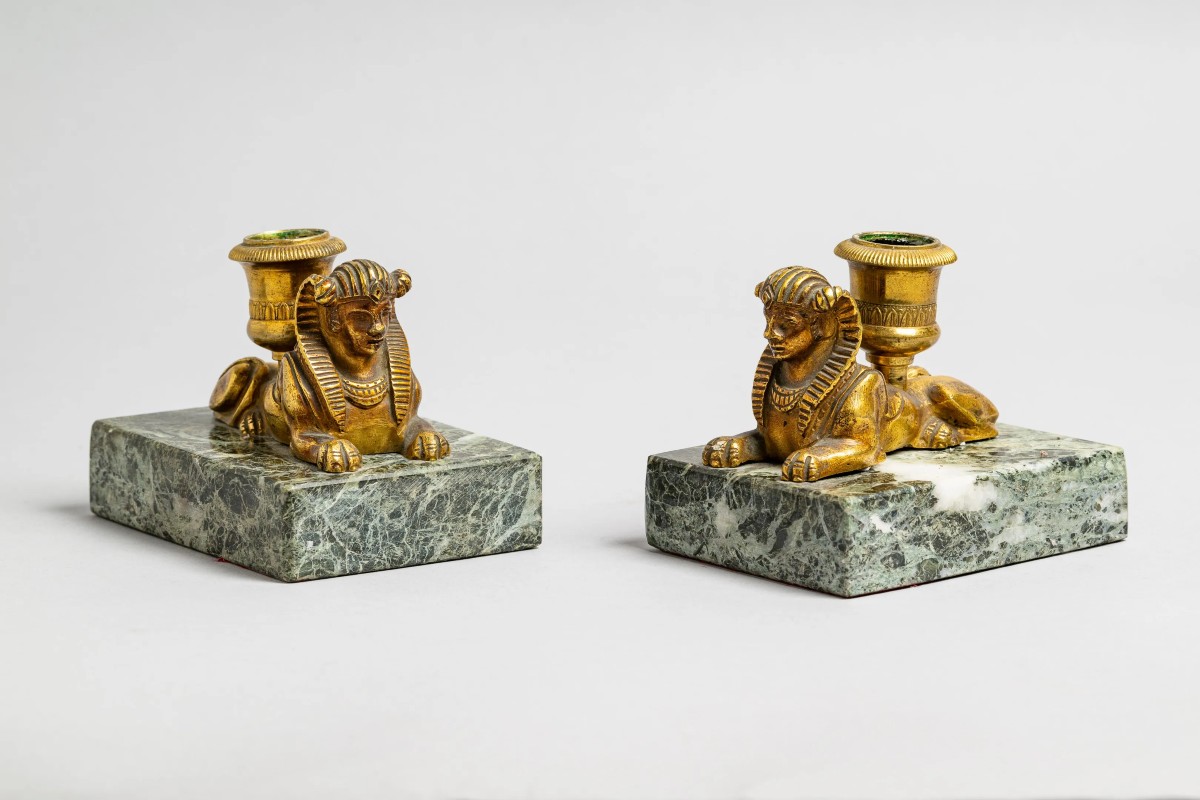 Paire de bougeoirs en bronze doré de style Empire-photo-2