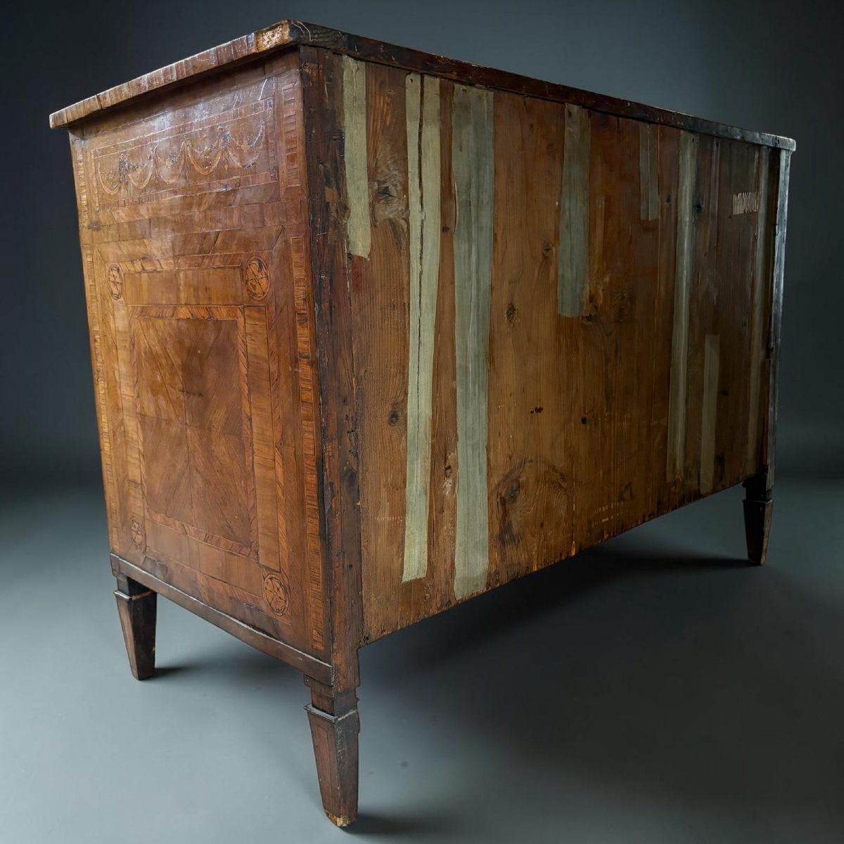 Italian Neoclassical Inlaid Dresser-photo-4
