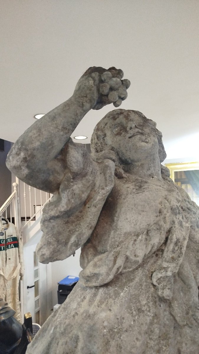 17th-century Stone Statue-photo-3