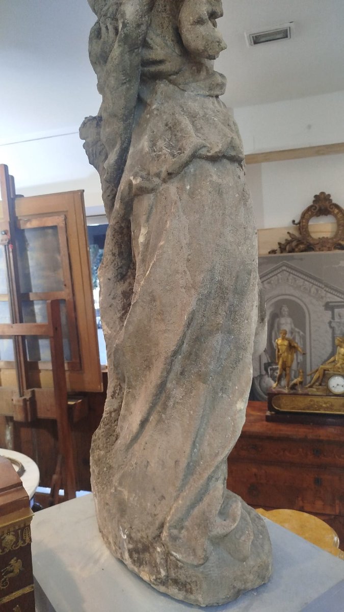 17th-century Stone Statue-photo-1