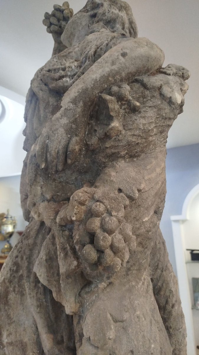 17th-century Stone Statue-photo-3