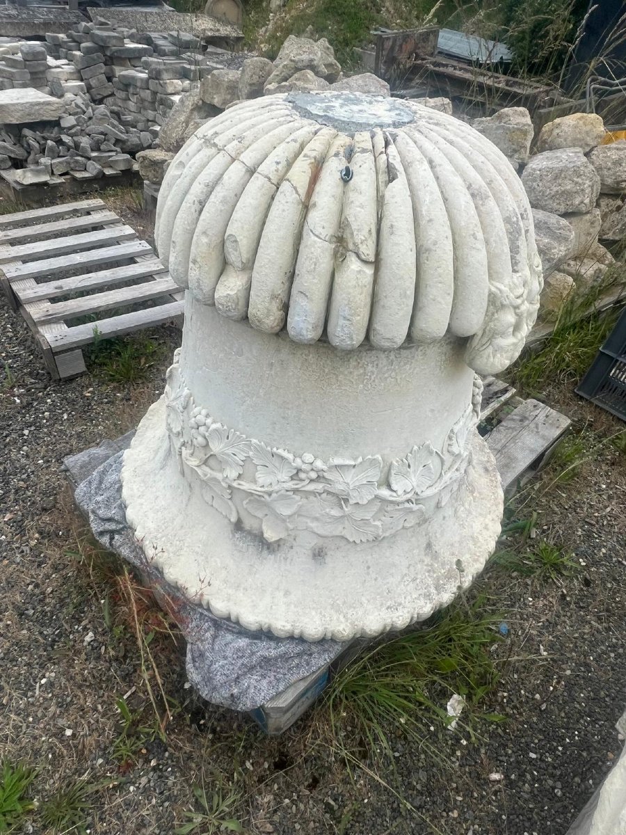Paire de grands vases monumentaux en pierre sculptée – H 150 cm-photo-3