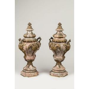 Marble And Bronze Vases, With Leaf Friezes, Louis XV Style, 19th Century.  Small Damages