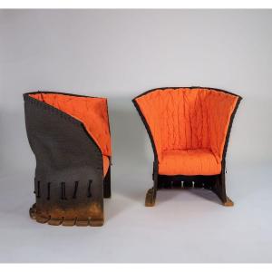 Pair Of Armchairs, Signed Gaetano Pesce, Structure In Thick Dark Gray Felt, Back In Red Fabric