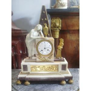 Clock In Marble And Porphyre Décorée Of A Vesta