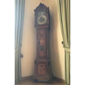 Horloge du XVIIIe siècle avec carillon et phases de lune