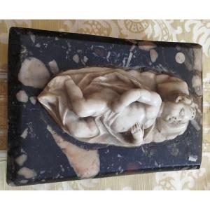 “sleeping Figure” Sculpture In Statuary Marble – 17th Century