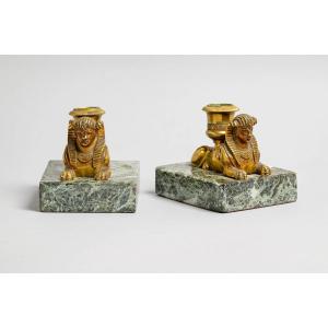 Paire de bougeoirs en bronze doré de style Empire