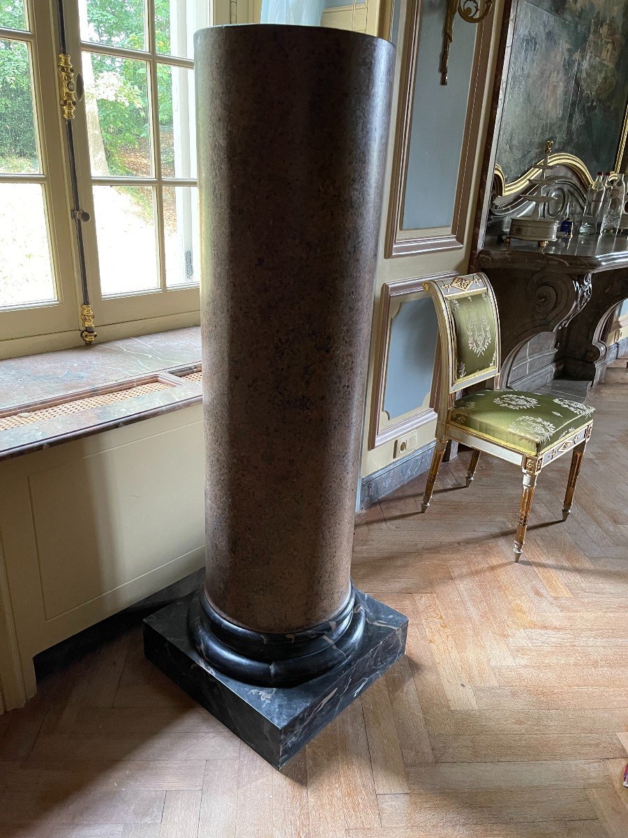 Pair Of Columns In Stucco Painted In Imitation Of Pink Granite - XXth-photo-1