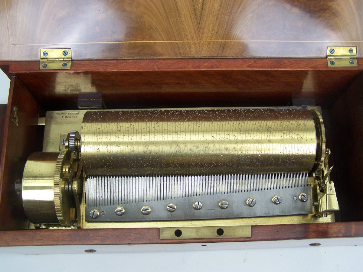 Large Music Box By Nicole Freres (1840)