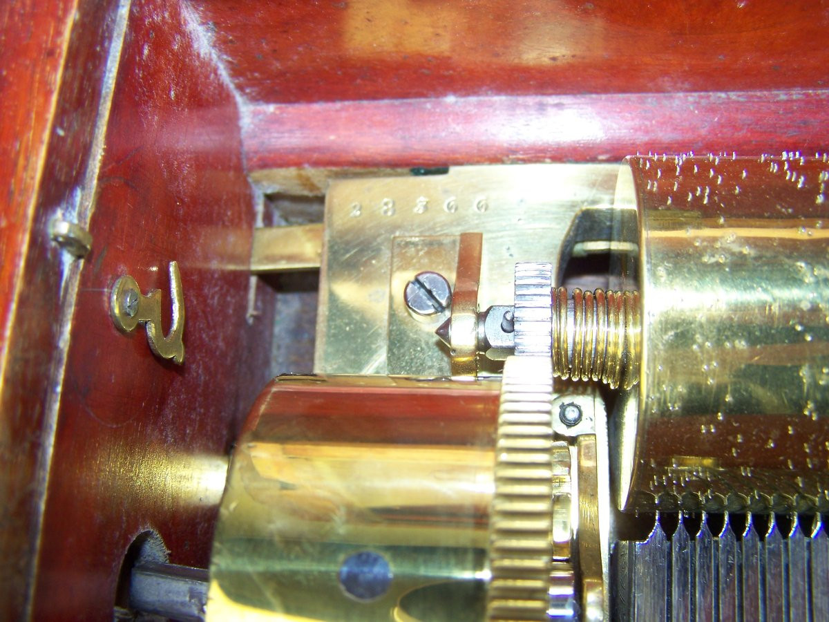 Lecoultre Frères Music Box -photo-4