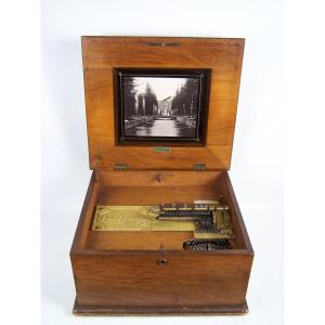 Polyphon boîte à musique avec gloches