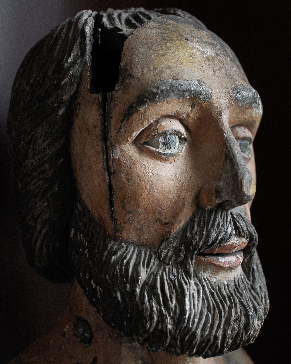 17th Century Polychrome Sculpted Bust Of Saint John The Baptist-photo-3