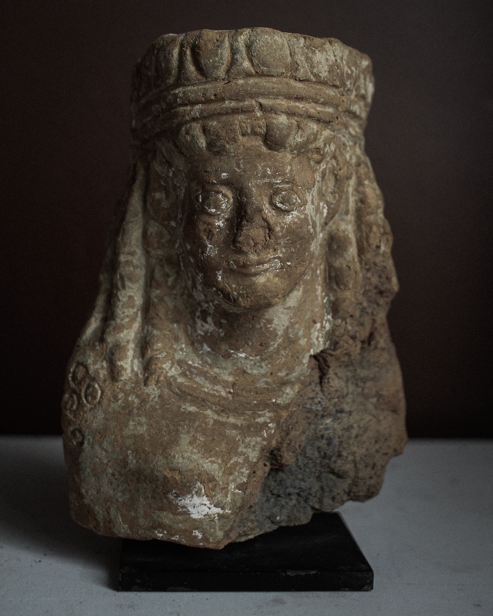 Hellenistic Terracotta Protome Of Artemis Of Ephesus On A Base-photo-4