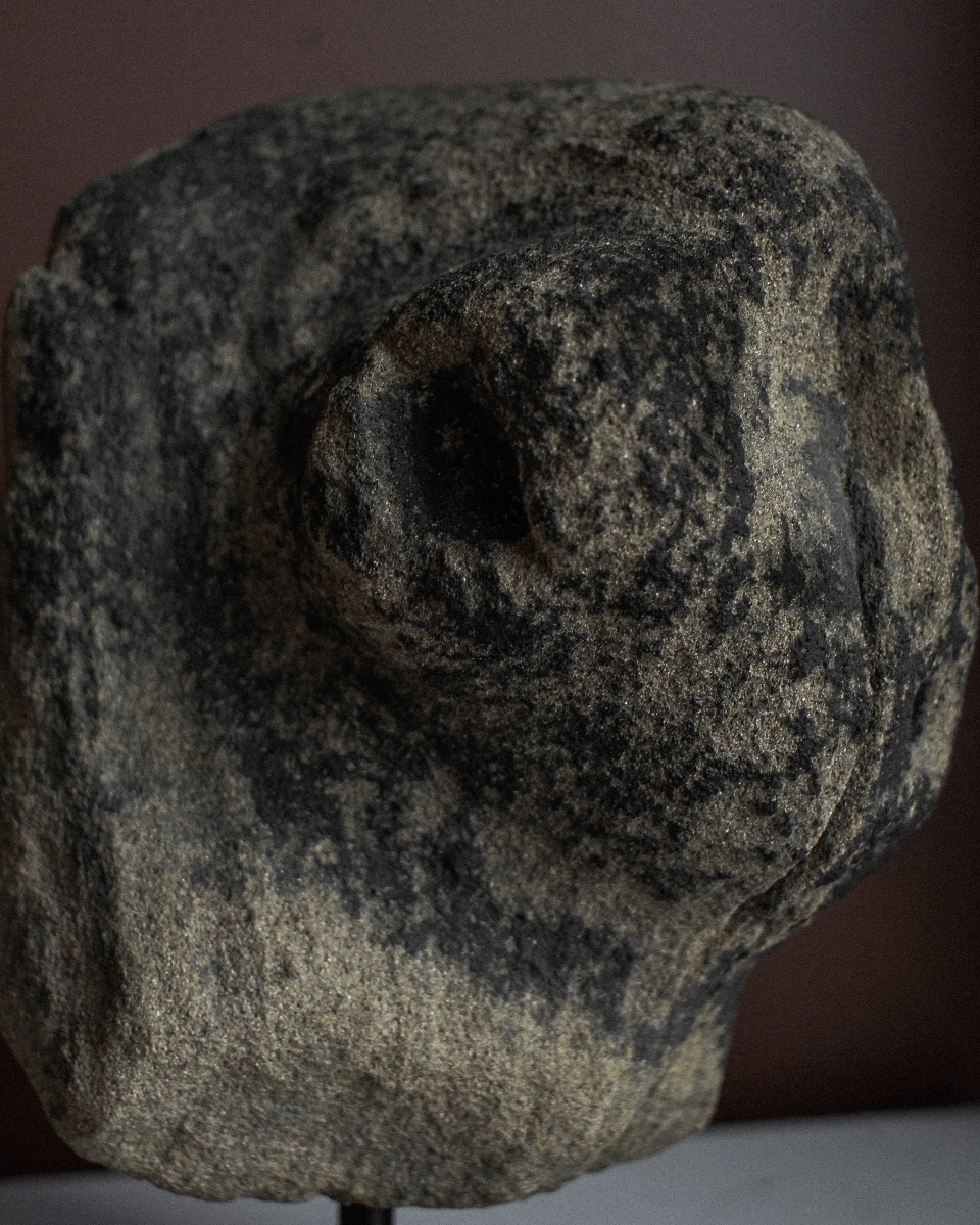 15th-century Sandstone Imp Head On A Base-photo-3