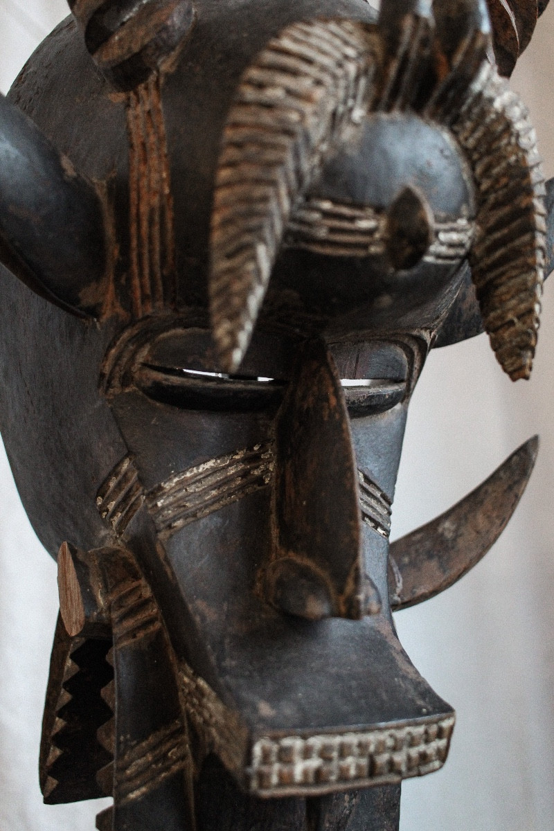 Senufo Kpelie Mask On Stand-photo-2