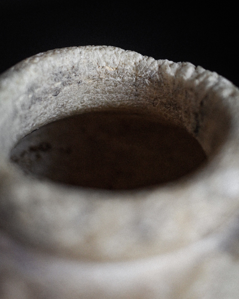Marble Vase From The Middle Kingdom Of Egypt (2040-1782 Bc)-photo-3