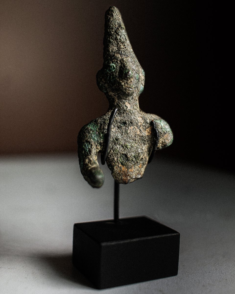 Phoenician Bronze Statuette Bust Depicting Baal On Stand