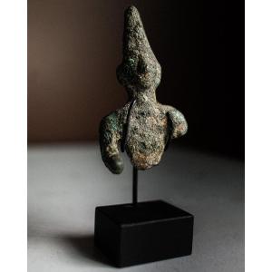 Phoenician Bronze Statuette Bust Depicting Baal On Stand