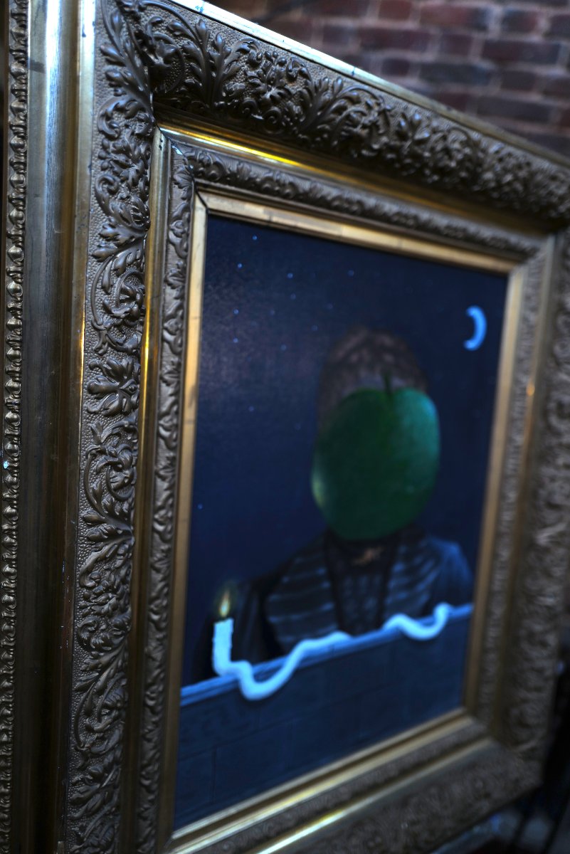 Portrait surréaliste - Ève et le Temps - Hommage à Magritte (91 X 75cm) hst-photo-2