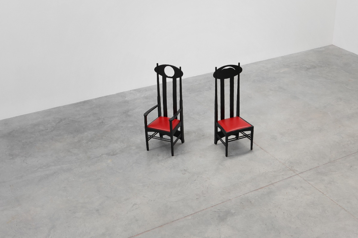      Pair Of Argyle Chairs By Charles Rennie Mackintosh For Atelier International, Italy-photo-2