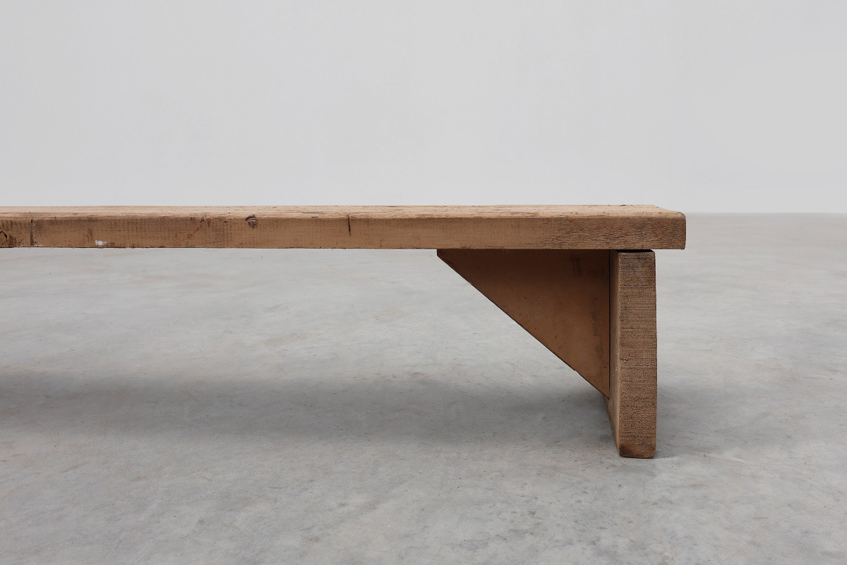 Banc bas rustique français en bois massif de style wabi wabi, vers 1880-photo-3