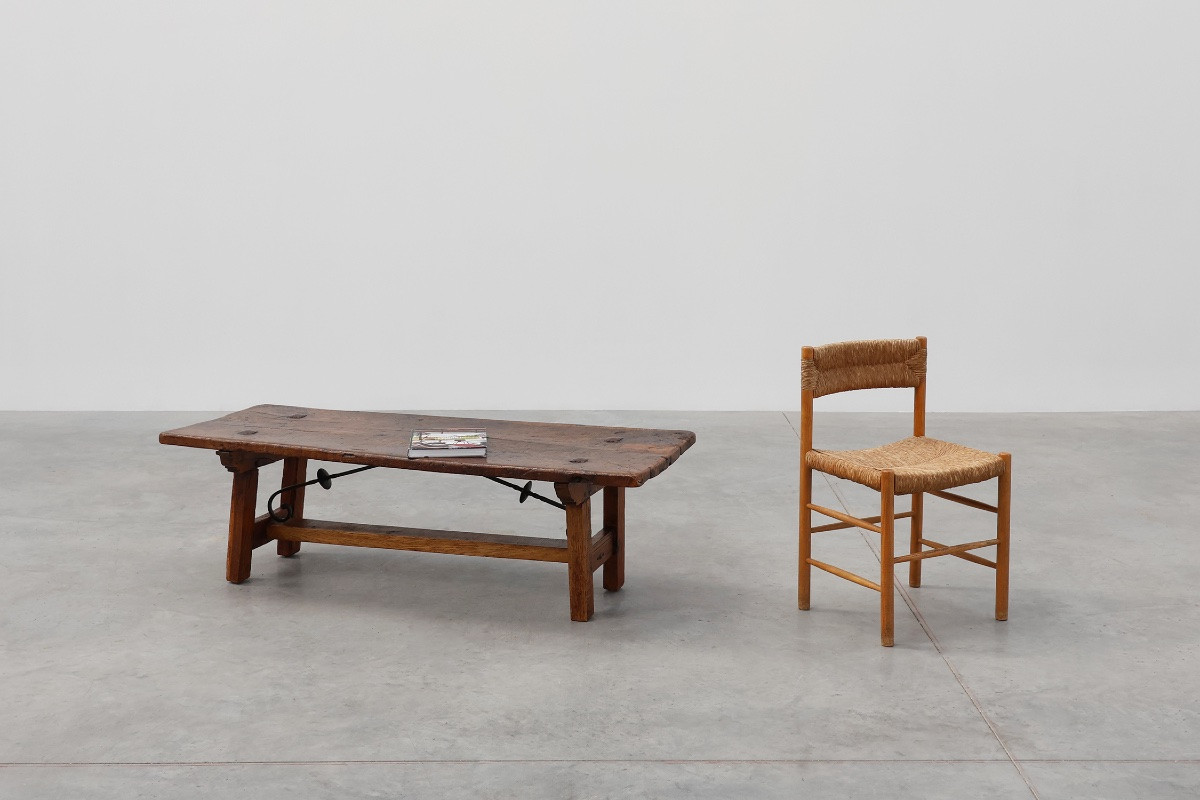 17th Century Spanish Brutalist Coffee Table In Wood And Wrought Iron-photo-2