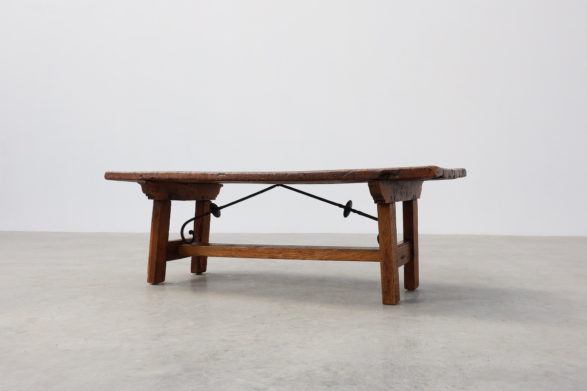 17th Century Spanish Brutalist Coffee Table In Wood And Wrought Iron-photo-5