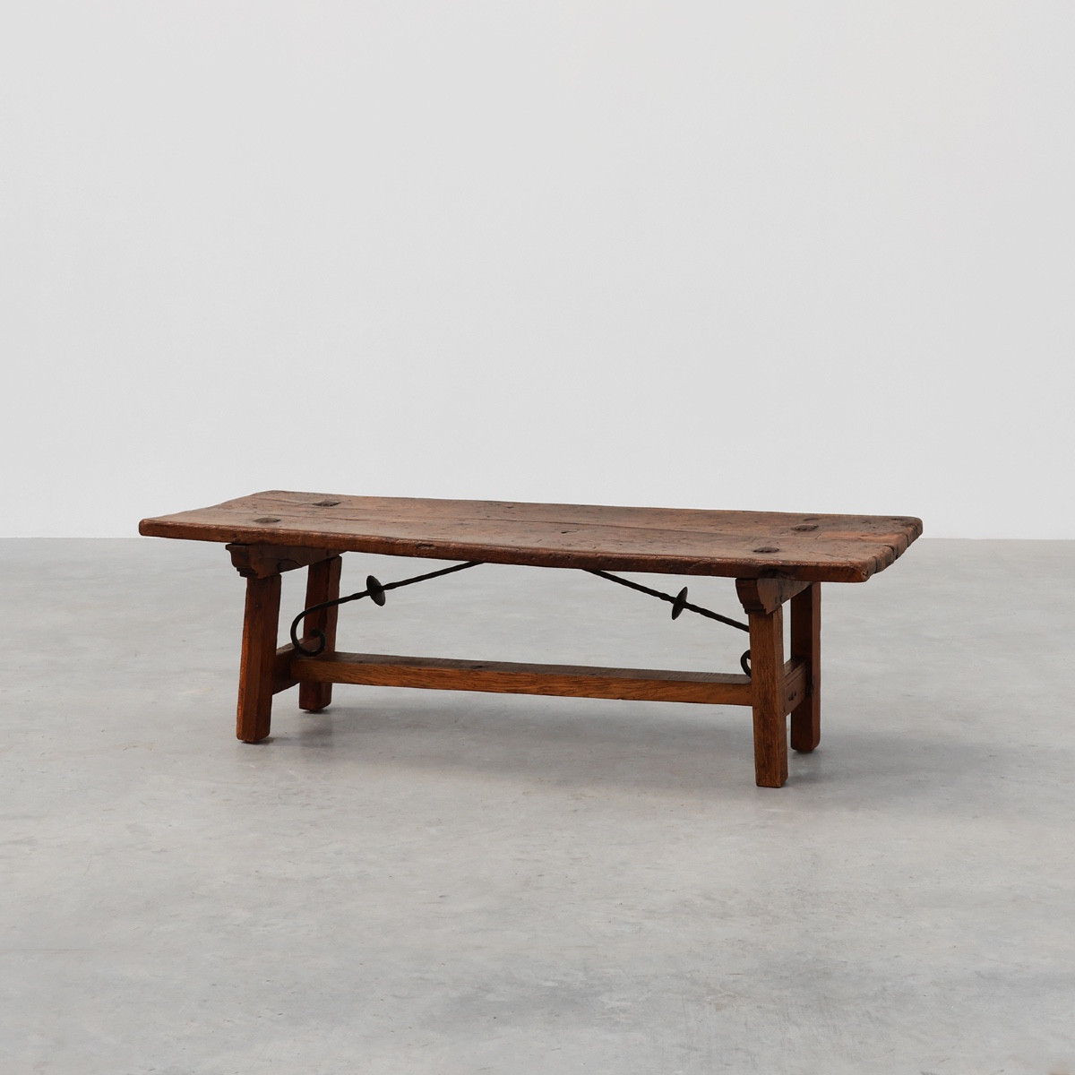 17th Century Spanish Brutalist Coffee Table In Wood And Wrought Iron