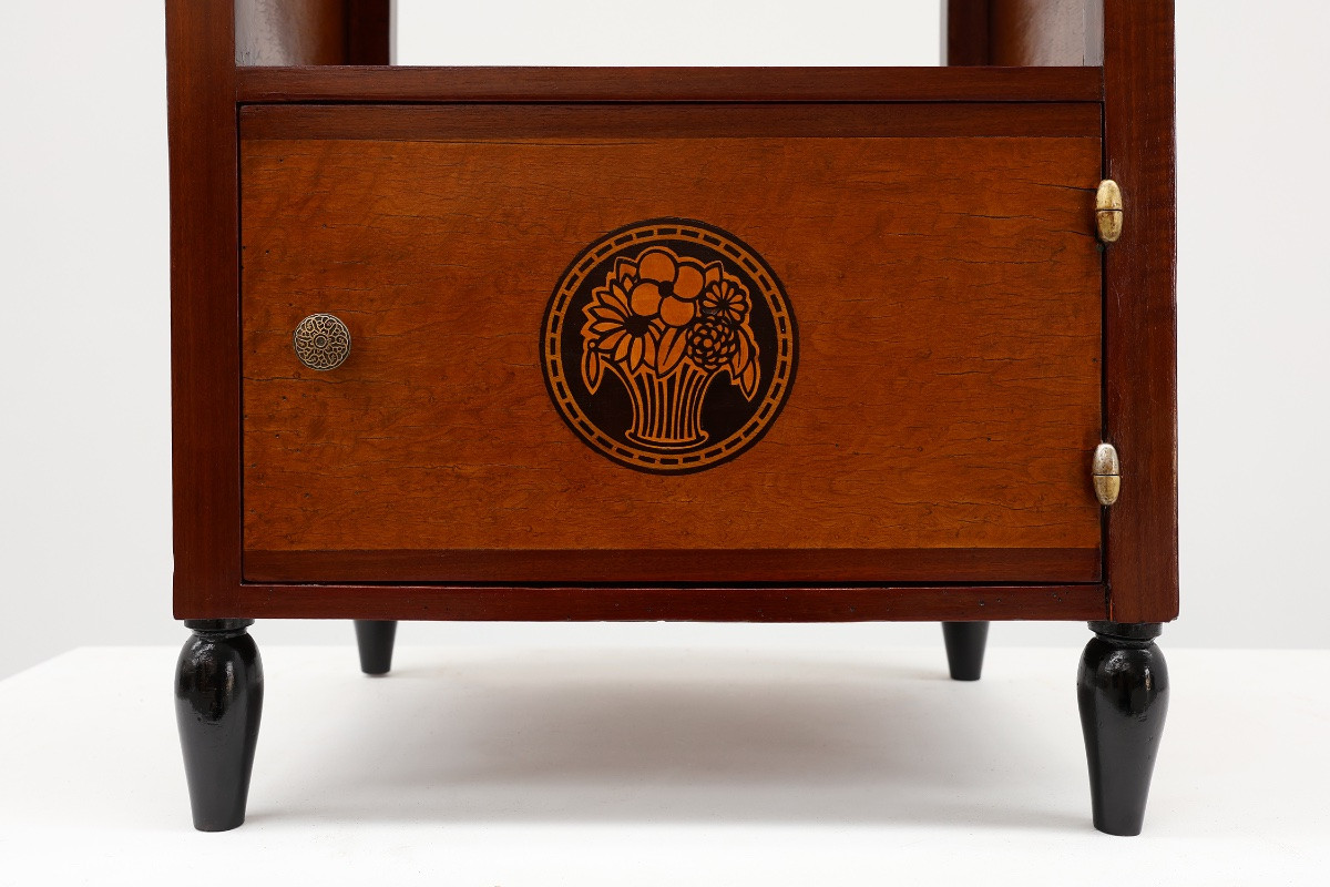 Table d'appoint Art Déco cintrée avec rangement et plateau en marbre noir, France années 1920-photo-2