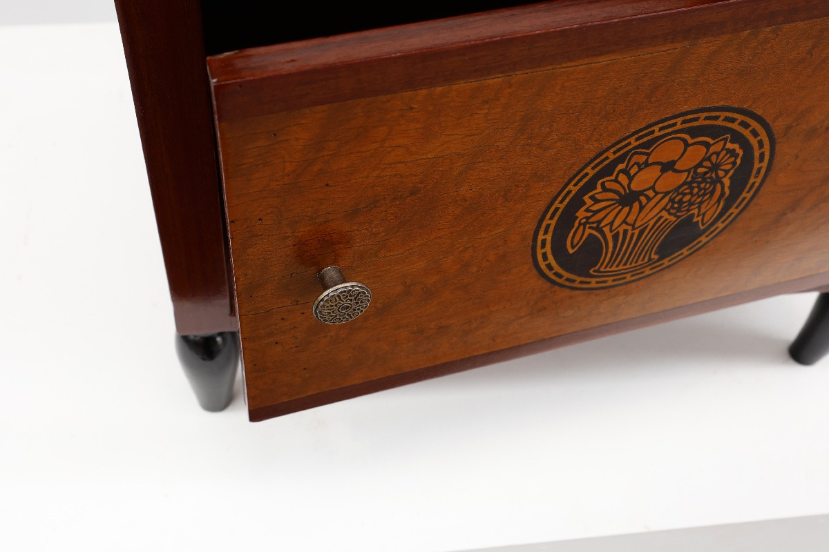 Table d'appoint Art Déco cintrée avec rangement et plateau en marbre noir, France années 1920-photo-6