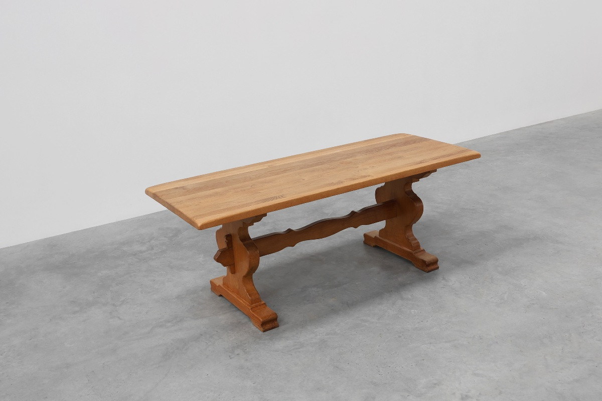 Table à tréteaux en chêne français du XXe siècle avec pieds festonnés et plateau en planches-photo-1