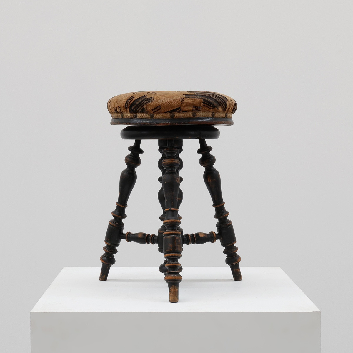 Tabouret de piano Art Déco réglable avec revêtement d'origine, France, années 1920