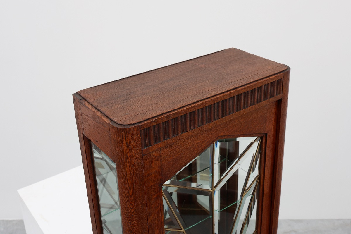 Cabinet Art Déco français en chêne avec porte en verre biseauté et vitrail, vers 1920-photo-7