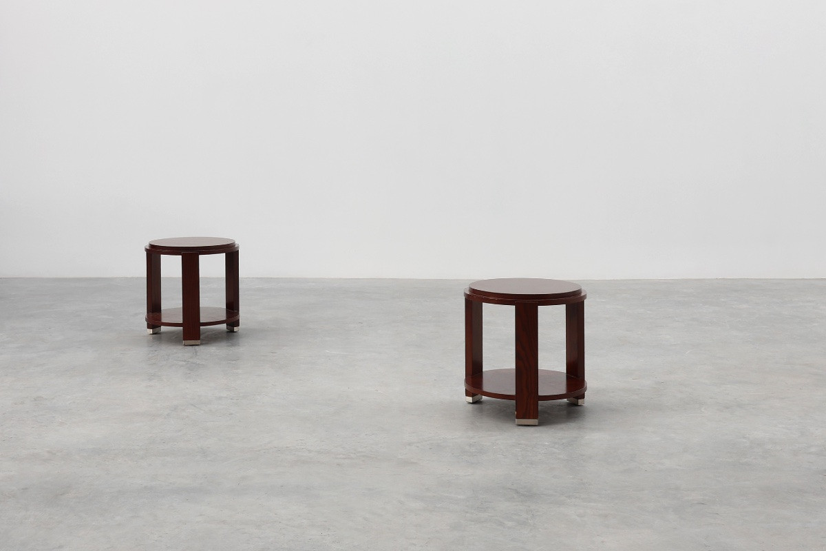 Paire de deux tables d'appoint rondes en bois et métal, Belgique, vers 1980-photo-4
