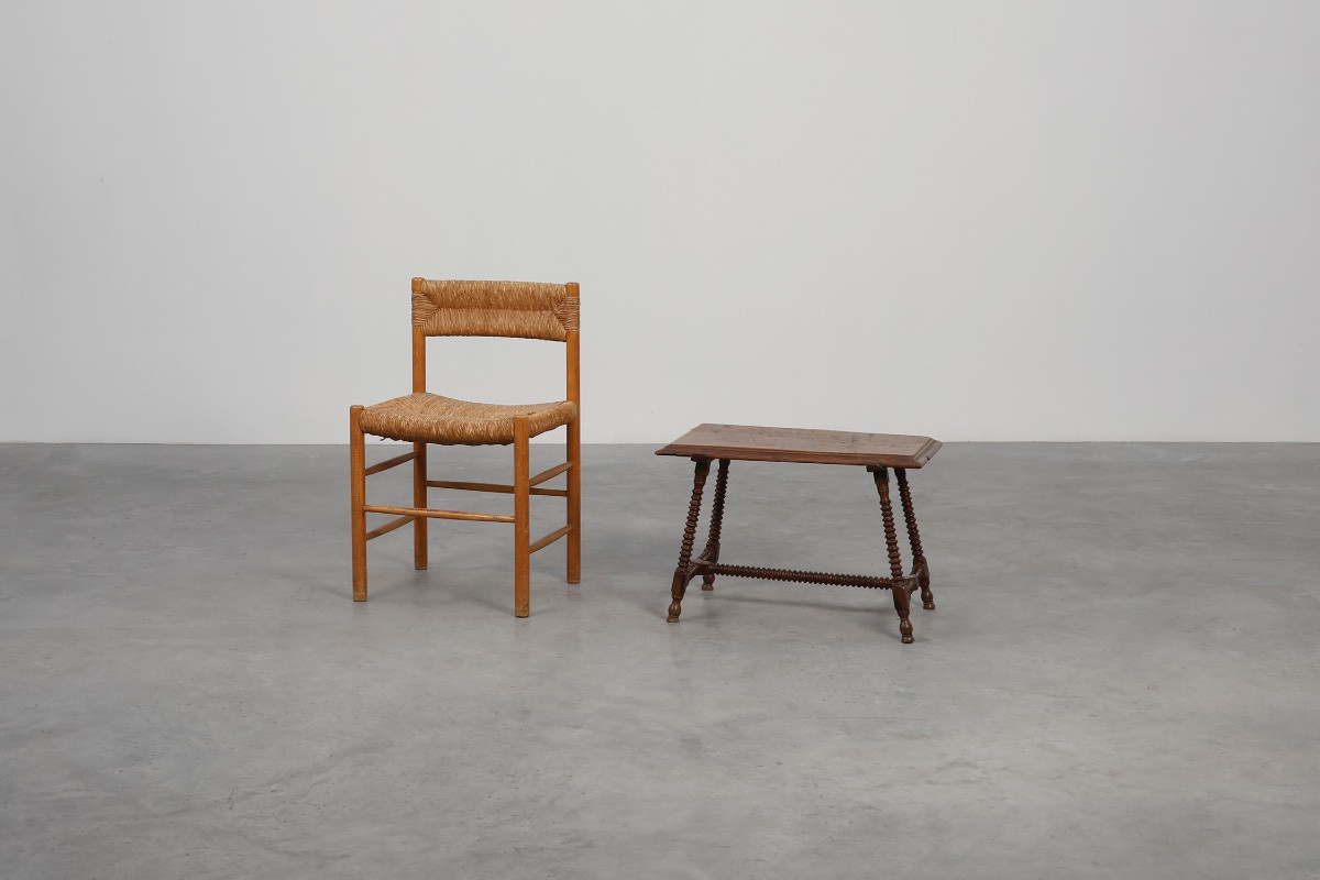 Antique Oak Side Table With Turned Legs And A Stretcher, Spain, 17th Century-photo-2