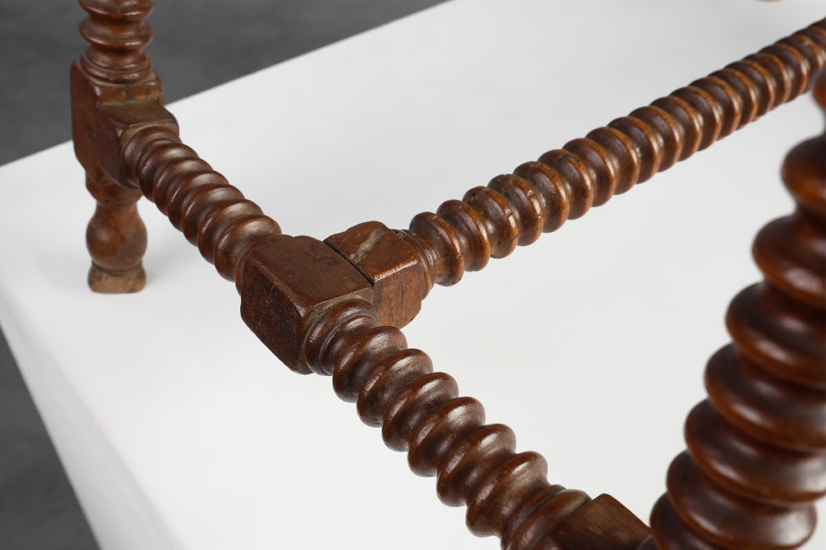 Antique Oak Side Table With Turned Legs And A Stretcher, Spain, 17th Century-photo-4