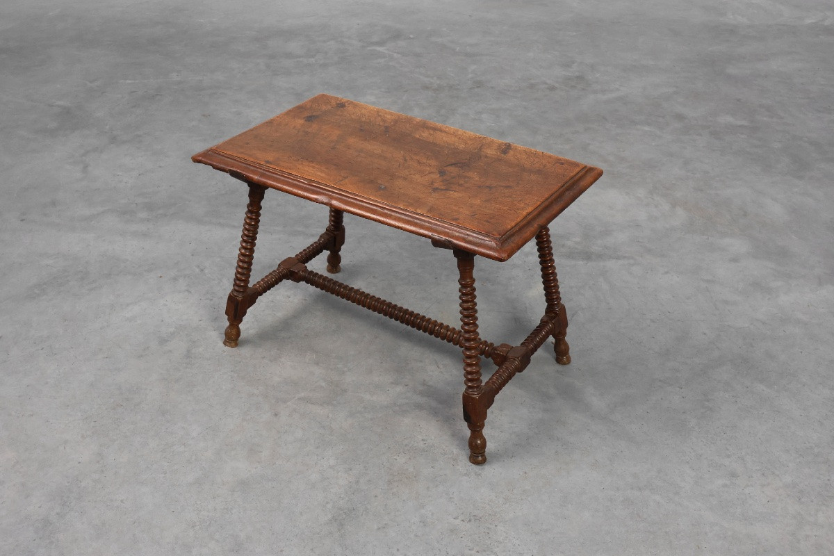 Antique Oak Side Table With Turned Legs And A Stretcher, Spain, 17th Century-photo-5